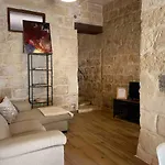 Cosy Traditional Maltese *