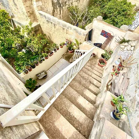 Cosy Traditional Maltese *