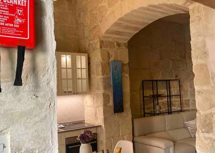 Cosy Traditional Maltese *